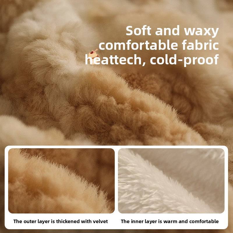 Soft and comfortable winter fabric for cat clothes with heattech, cold-proof design.