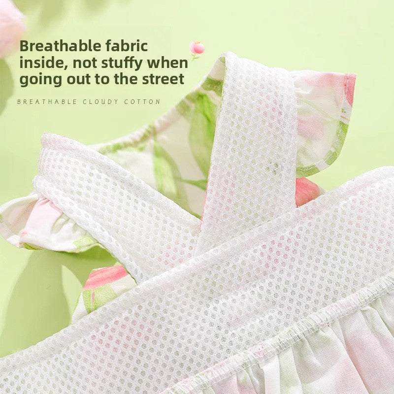 Breathable cat dress with leash, featuring floral pattern and breathable fabric.