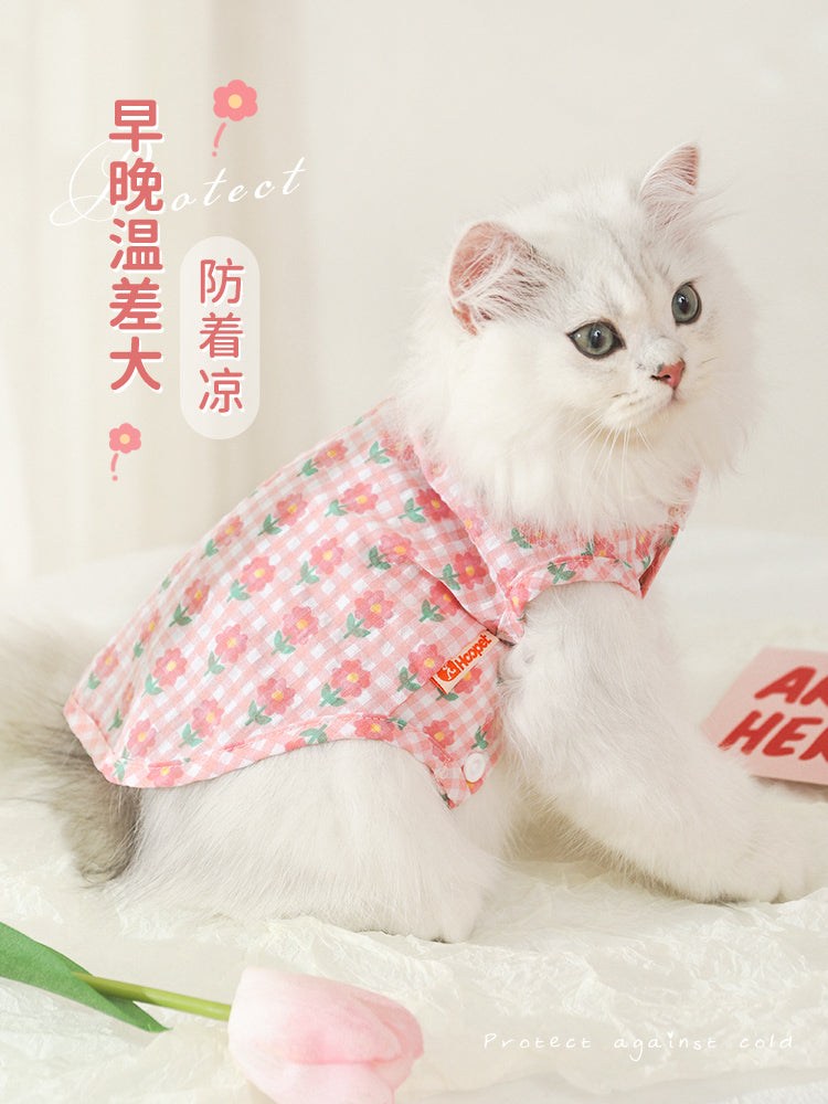 Summer thin anti-shedding vest for kittens in pink with floral pattern.